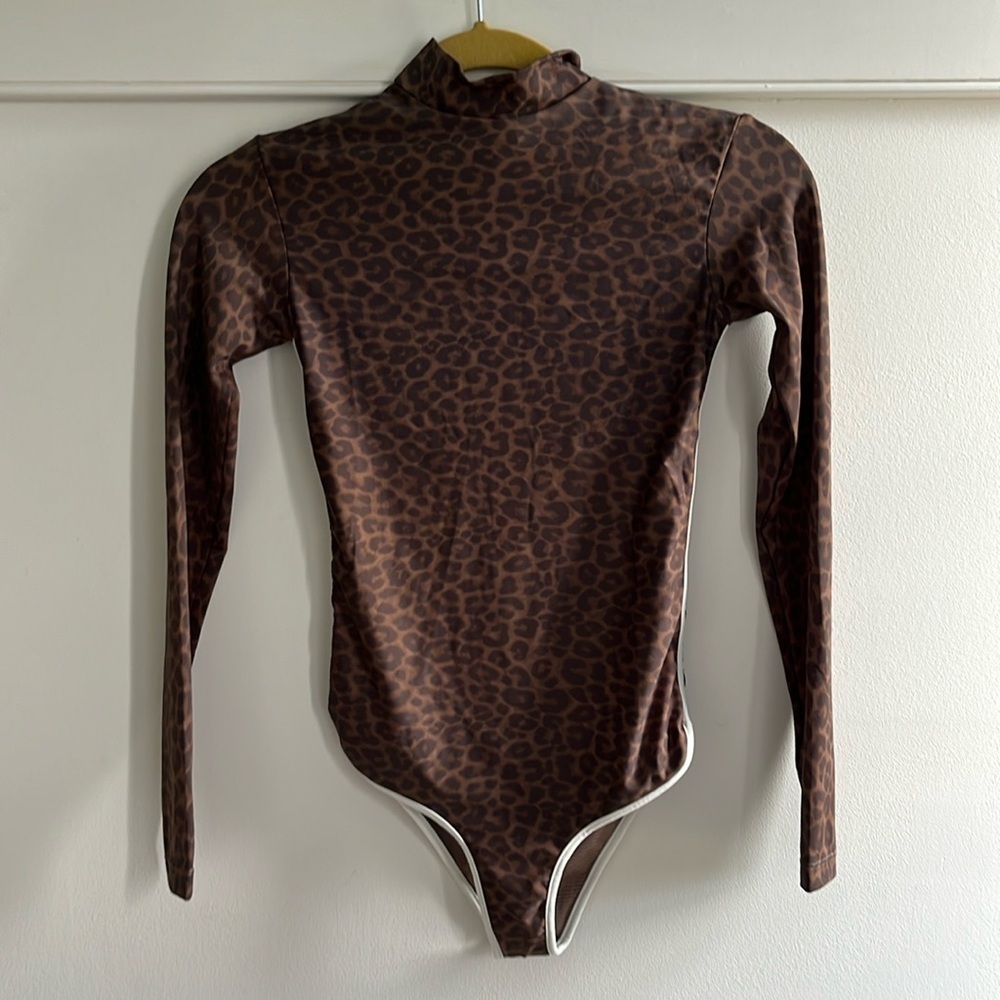 Free People x Acacia Surf Rash Guard size P NWT - Picture 2 of 15